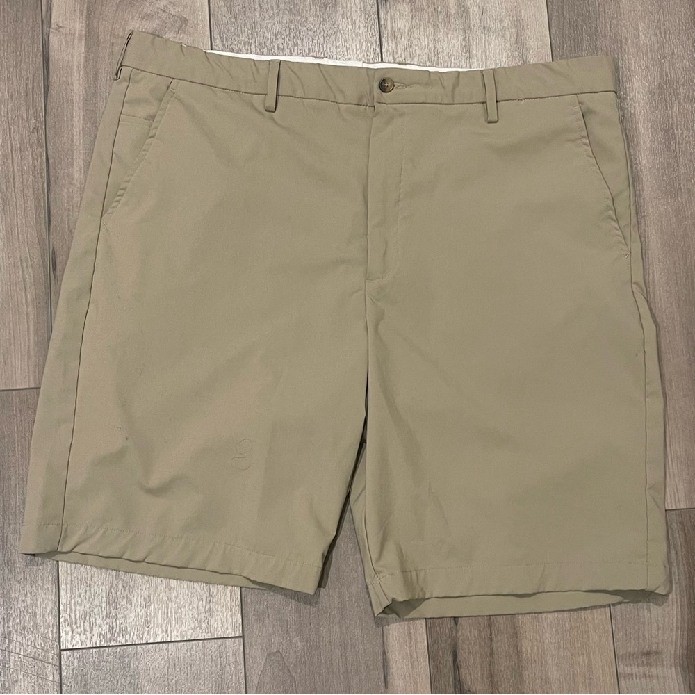 Greg Norman Collection Khaki Flat Front Shorts